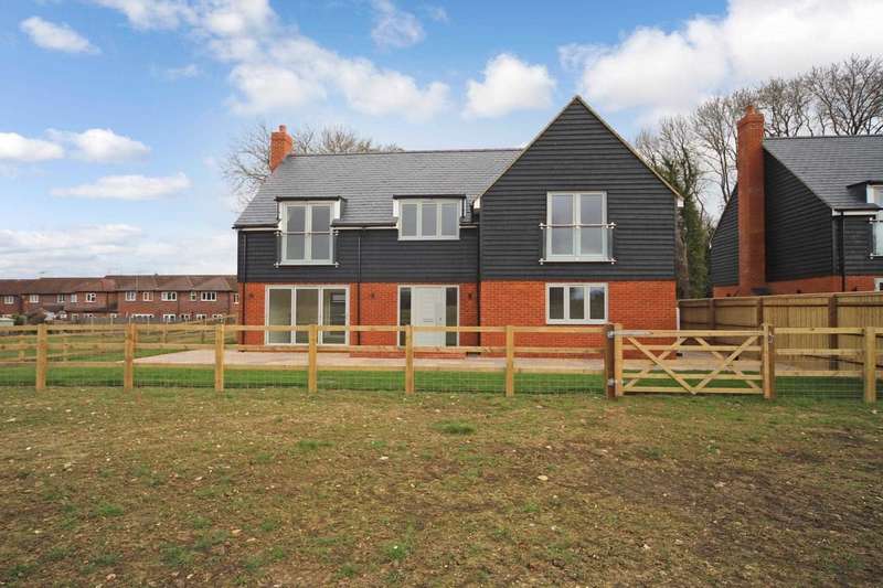Property for Sale in Bovingdon New Home Spectacular Views, Hp3