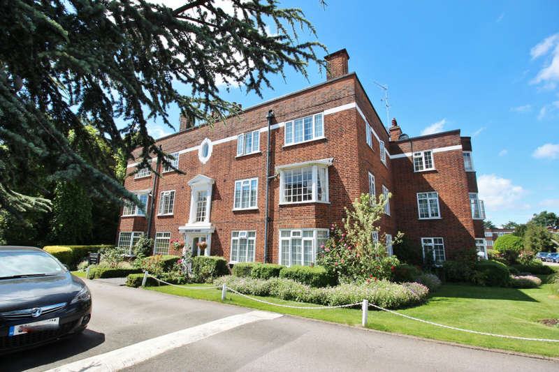 Property for Sale in Finchley Court, Ballards Lane, N3