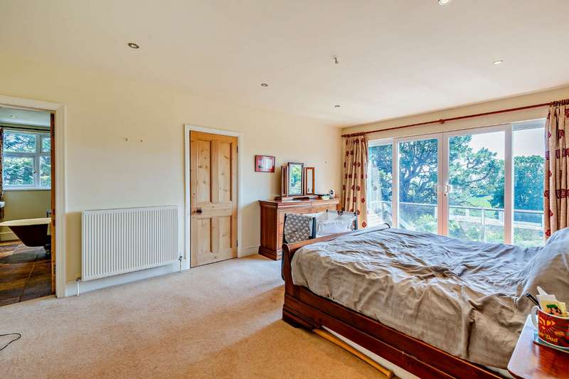 Property for Sale in Seaway Lane, Torquay, Devon, Tq2