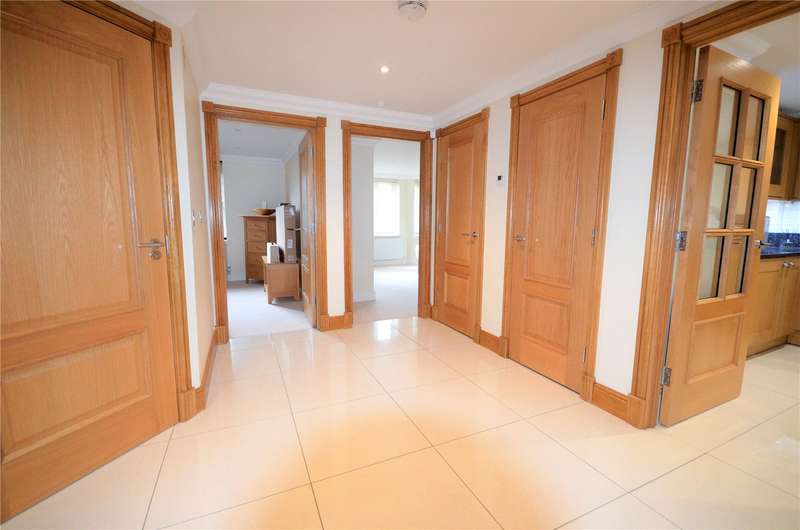 Property for Sale in Beavers Road, Farnham, Surrey, Gu9