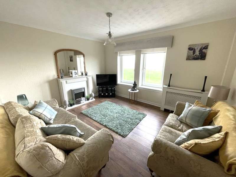 2 Bedrooms Flat for rent in Kilmeny Court, Ardrossan, North Ayrshire, KA22