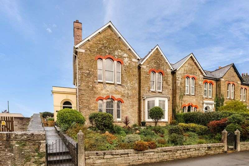 Properties for Sale in Liskeard, Lanchard Rise Liskeard Cornwall