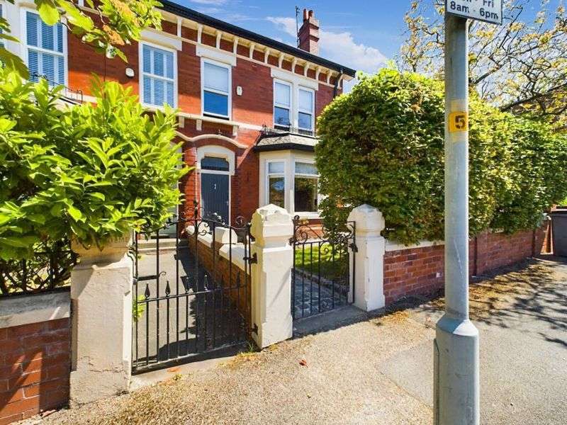 Properties for Sale in Poultonlefylde, Carleton Poultonlefylde