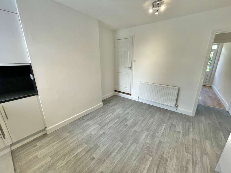 Property to rent in Old Roman Bank Skegness, Pe25