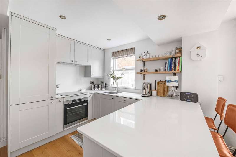 Property for Sale in Mablethorpe Road, Fulham, London, Sw6