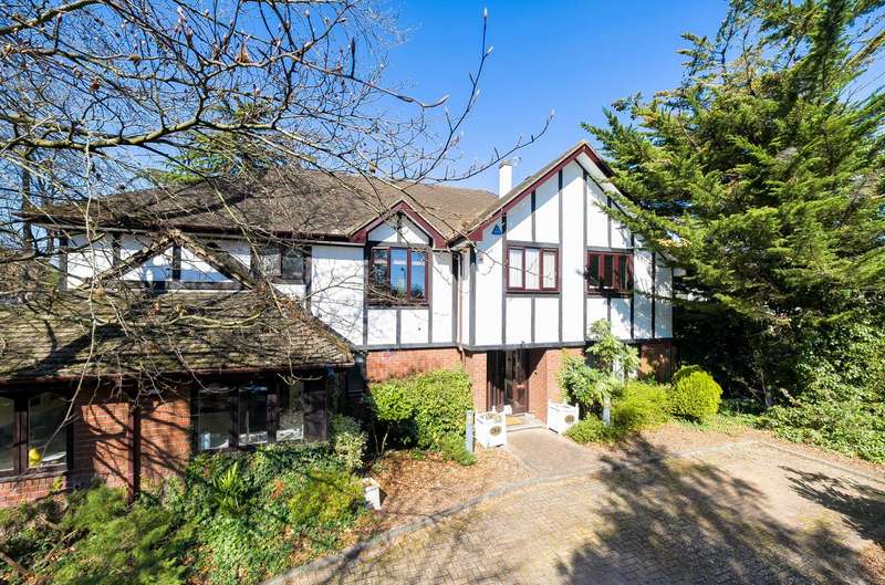 5 Bedrooms Detached House for sale in Gordon Avenue, Stanmore, HA7