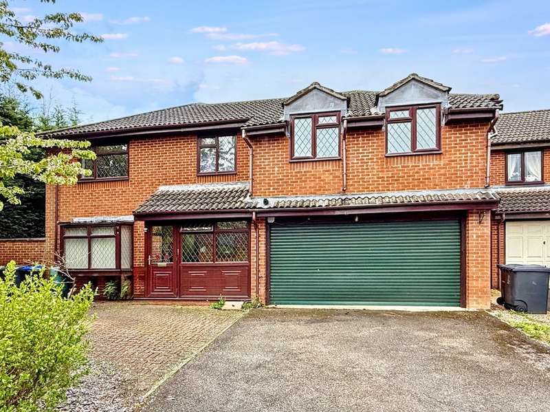 6 Bedrooms Detached House for sale in Kings Green, Daventry, NN11