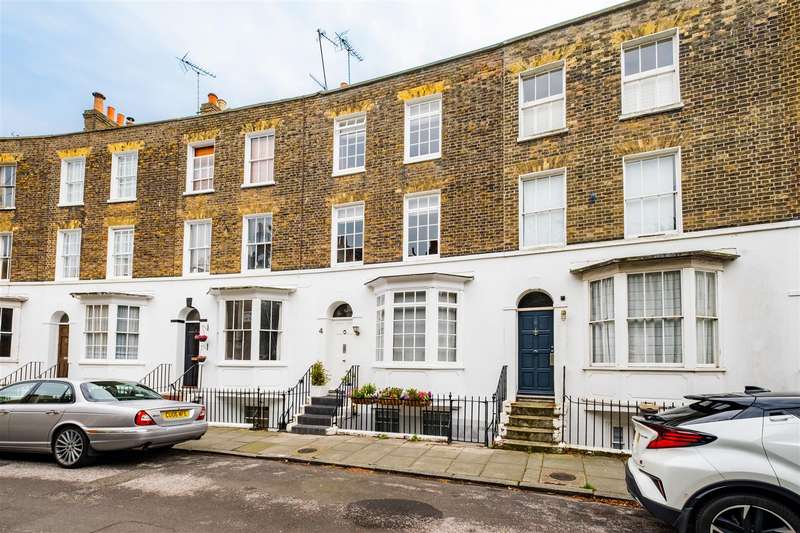 3 Bedrooms Town House for sale in Liverpool Lawn, Ramsgate, CT11