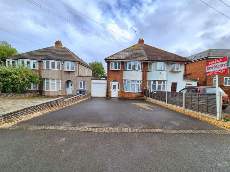 3 Bedrooms Semi Detached House for sale in Court Oak Road, Birmingham, B32