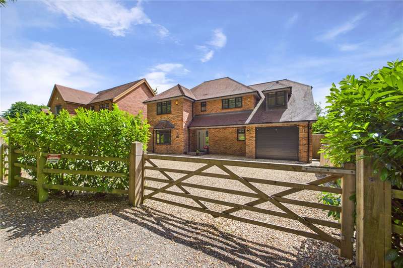 4 Bedrooms House for sale in Bridle Road, Whitchurch Hill, Reading, Oxfordshire, RG8