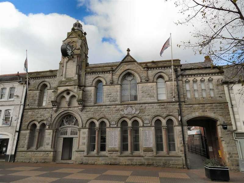 Properties for Sale in Holywell, Penymaes Holywell Clwyd