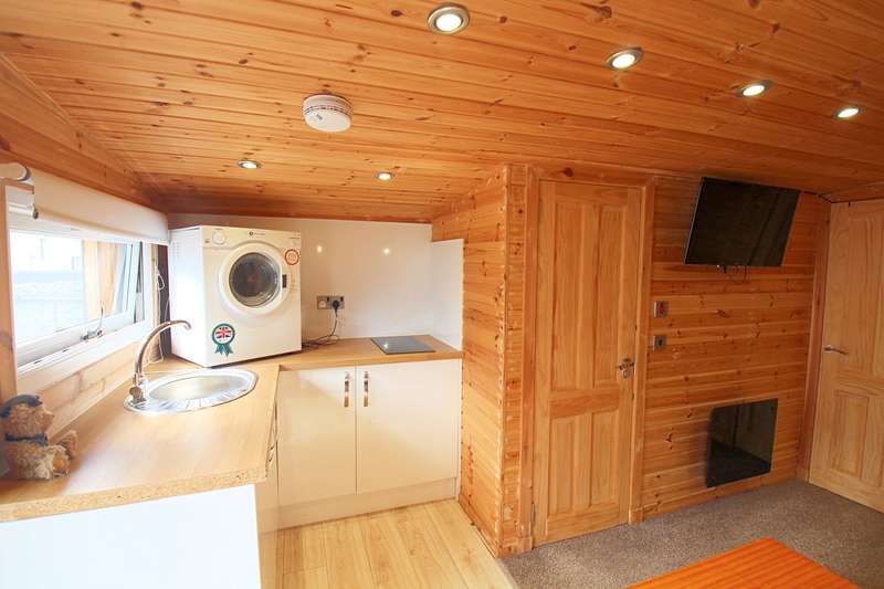 Property for Sale in Newton Street, Stornoway, Hs1