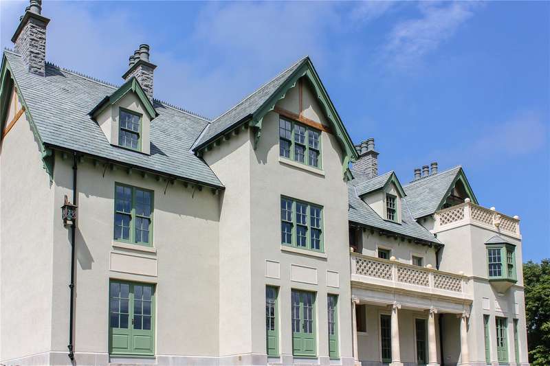 Property for Sale in Rhydoldog House, Cwmdauddwr, Rhayader, Powys, Wales, Ld6