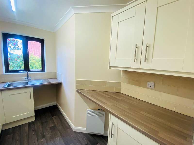 Property for Sale in Street, Snaith, Goole, Dn14