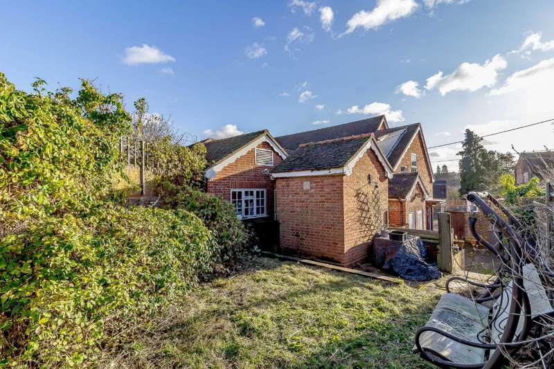 Property for Sale in Sandy Lane, Little Bealings, Woodbridge, Suffolk