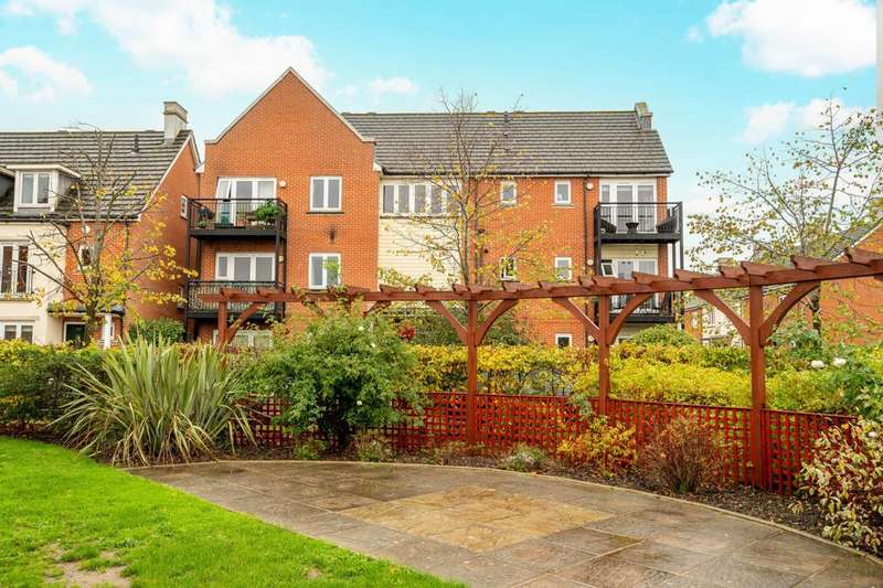 Properties for Sale in Woking, Selwood Road Woking Surrey