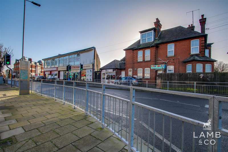 Properties for Sale in Clactononsea, Clactononsea Essex