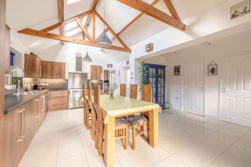 Properties for Sale in Iver, Iver Buckinghamshire