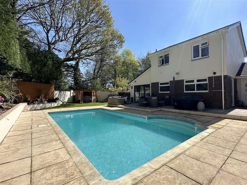 Property for Sale in Westaway Close, Barnstaple, Ex31