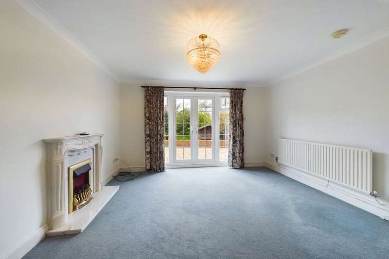 Property for Sale in Rushmoor Close, Eastcote, Ha5