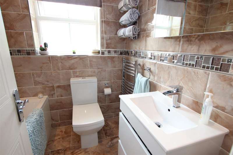 Property for Sale in Tenterfields, Apperley Bridge, Bd10