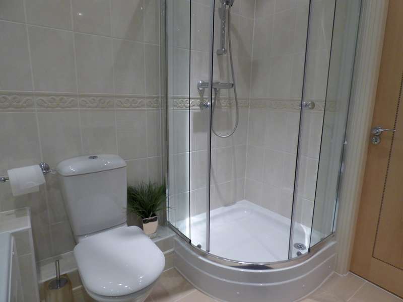 Property to rent in Harsfold Close, Rustington, Bn16