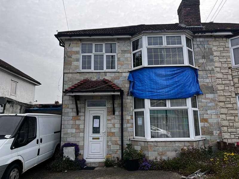 Properties for Sale in Slough, Wexham Court Slough Berkshire