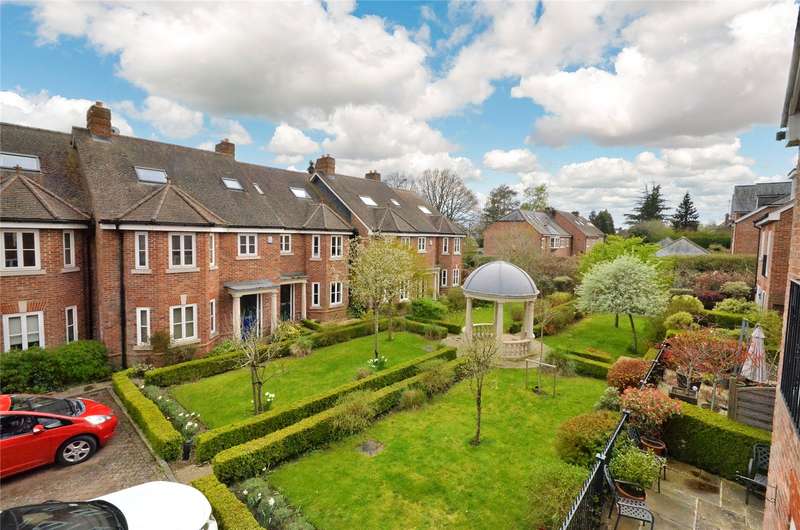 Property for Sale in Beavers Road, Farnham, Surrey, Gu9