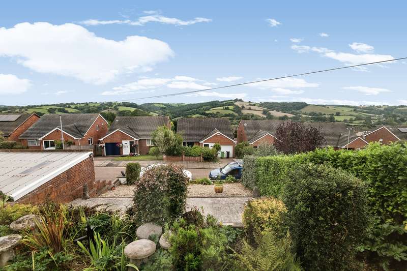 Property for Sale in Woodleigh Close, Exeter, Devon, Ex4