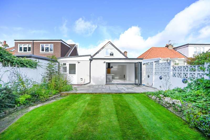 Properties for Sale in Worcester Park, Worcester Park Surrey