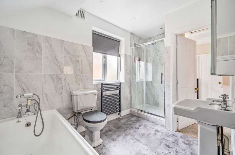 Property for Sale in Willowbed Drive, Chichester, Po19