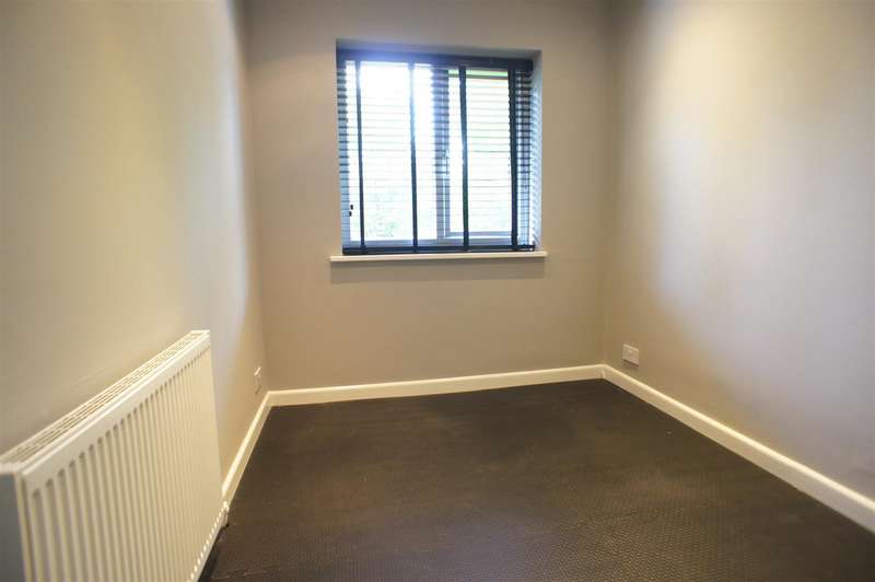 Property to rent in Culcheth Hall Drive, Culcheth, Warrington, Wa3