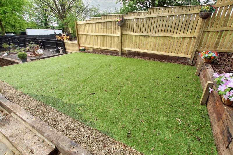 Property to rent in Town House Farm, Littleborough, Ol15