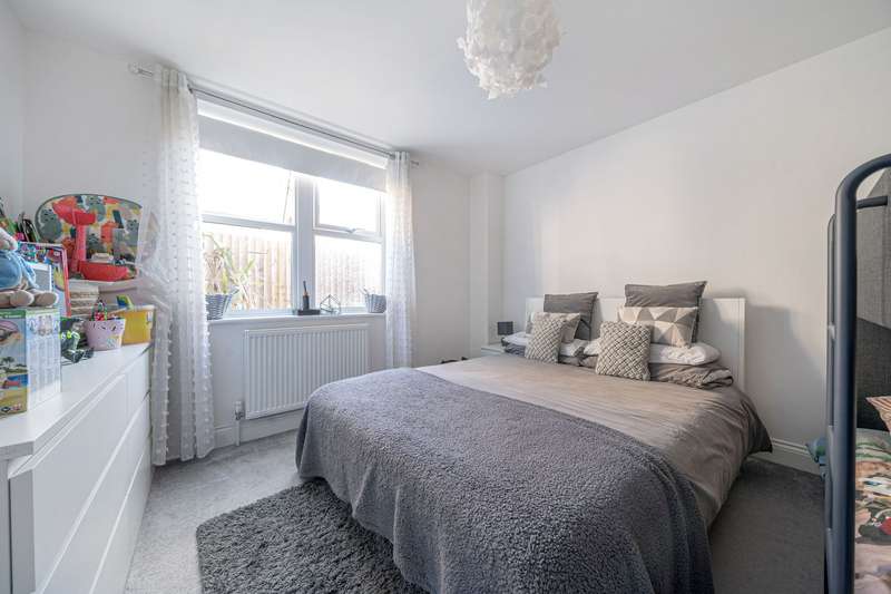 Property for Sale in Linden Road, Bognor Regis, Po21