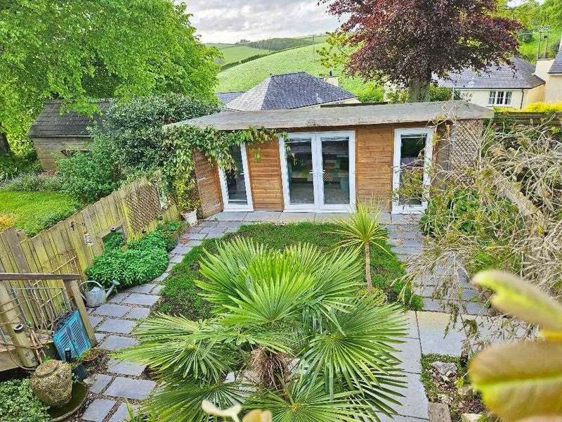 Property for Sale in Tregony, Truro, Cornwall, Tr2