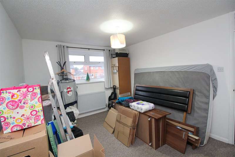 Property to rent in Chestnut Drive, Kingsteignton, Tq12