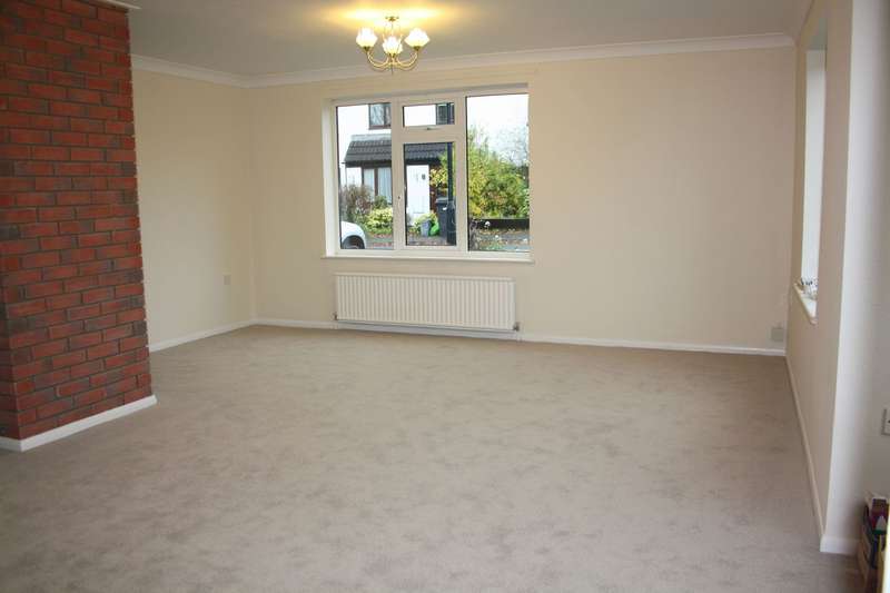 Property to rent in Lancaster Road, Yate, Bs37