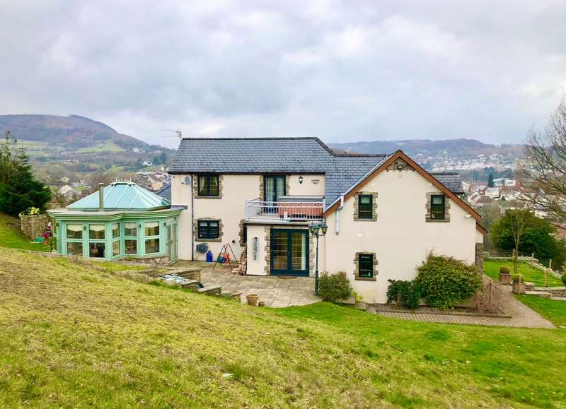 7 Bedrooms Detached House for sale in Bryn Gerrig, Penyrheol, Pontypool, NP4