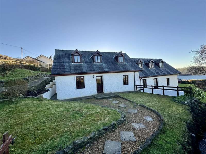3 Bedrooms Cottage House for sale in Tyn Y Coed, Goitre Road, Aberaeron, SA46
