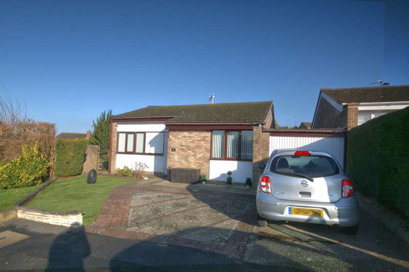 4 Bedrooms Detached Bungalow for sale in Larch End, Garsington, OX44