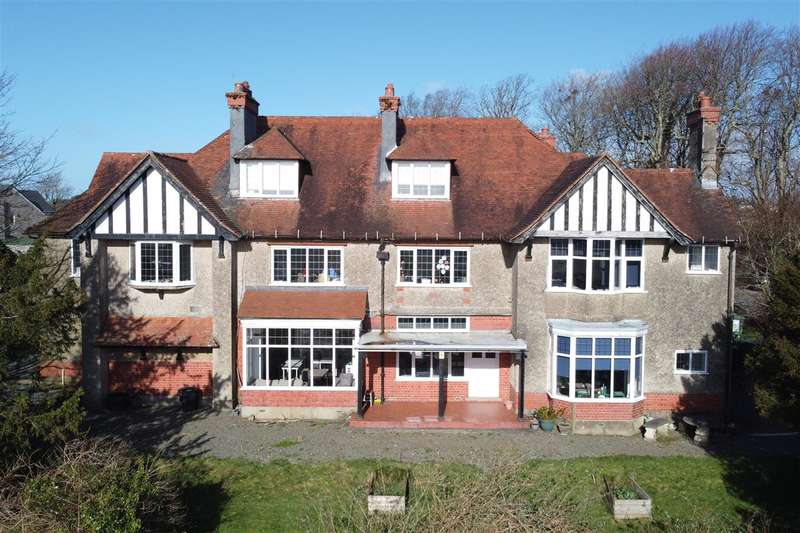 8 Bedrooms Detached House for sale in Glenover House, Scarrowscant Lane, Haverfordwest, SA61