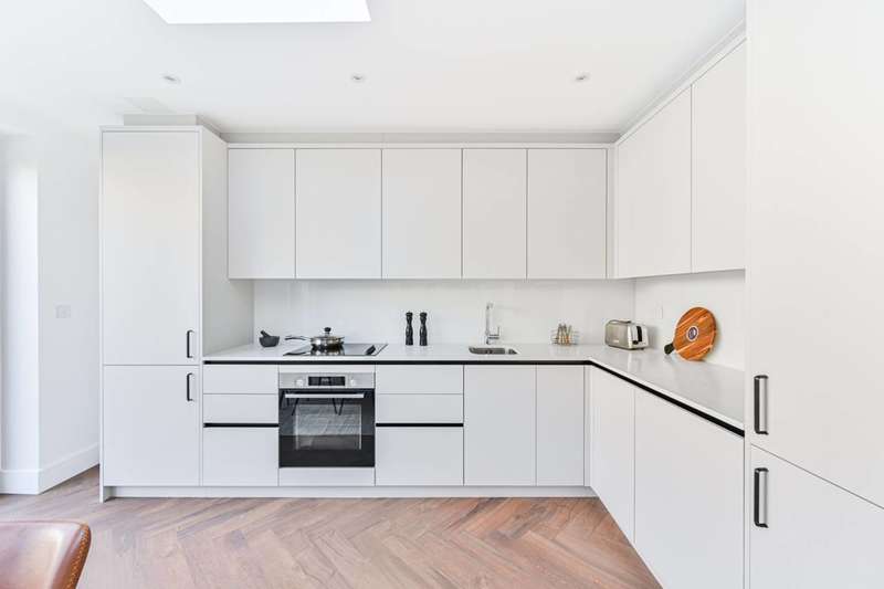 4 Bedrooms House for sale in Poet's Corner Collection, Brixton, SE24