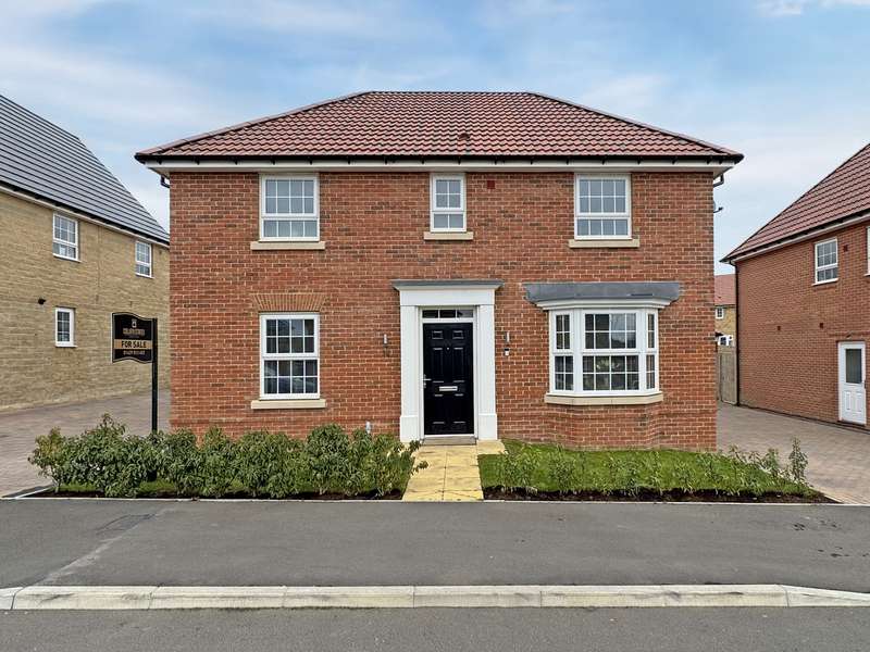4 Bedrooms Detached House for sale in Woodchester Crescent, Hartlepool, Ts, TS26