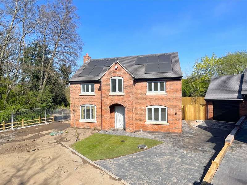 4 Bedrooms House for sale in The Crest, Old Park, Telford, Shropshire, TF3