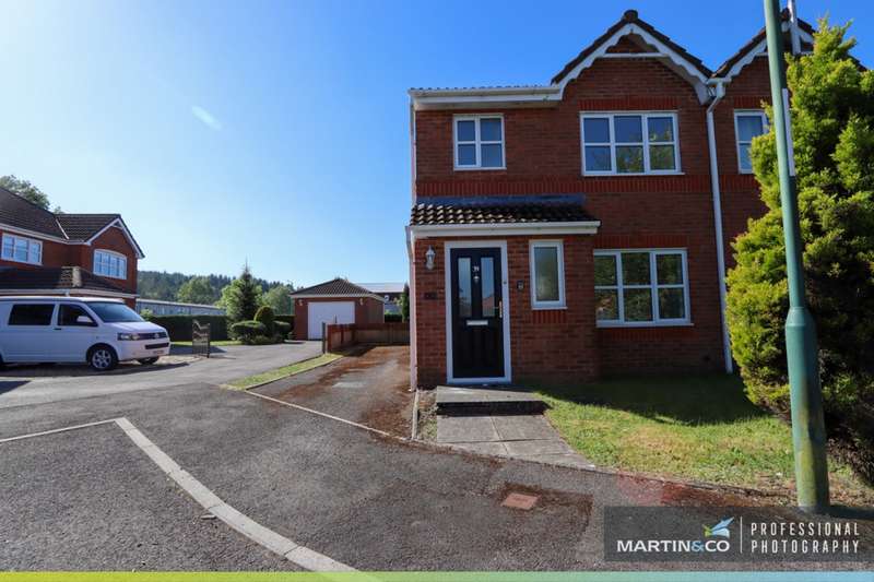 3 Bedrooms Detached House for sale in Harford Gardens, Tredegar, NP22