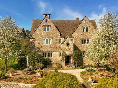 6 Bedrooms Detached House for sale in Stokenhill, Whiteshill, GL6