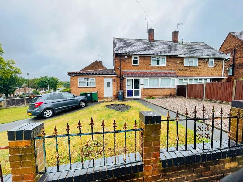 3 Bedrooms Property for sale in Essex Avenue, West Bromwich, B71
