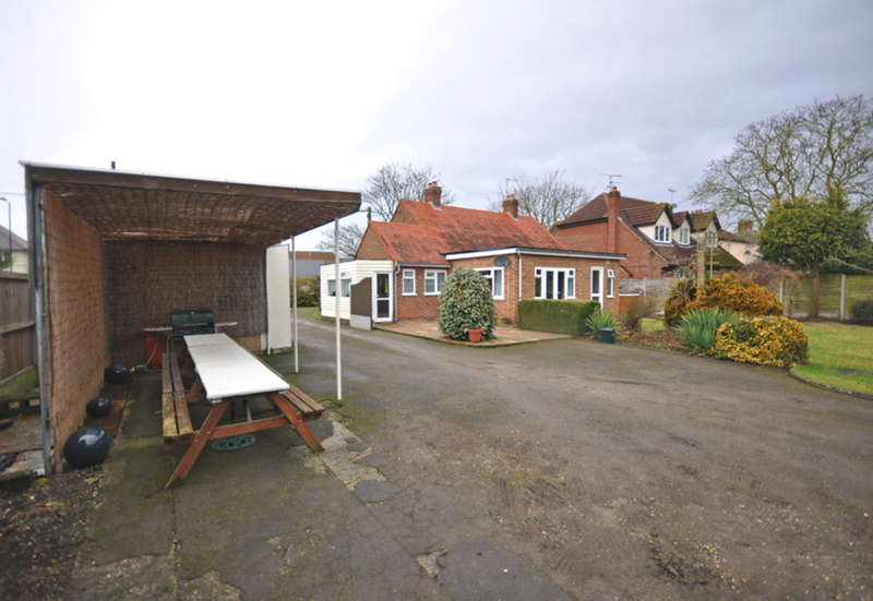 Property for Sale in Main Road, Great Leighs, Chelmsford, Cm3