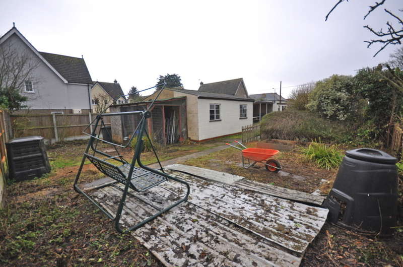 Property for Sale in Main Road, Great Leighs, Chelmsford, Cm3