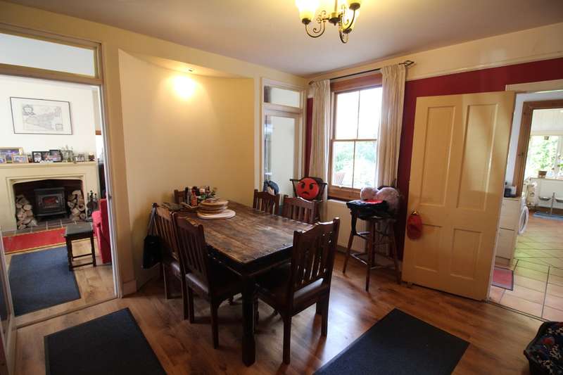 Property for Sale in Recreation Road, Tilehurst, Reading, Rg30